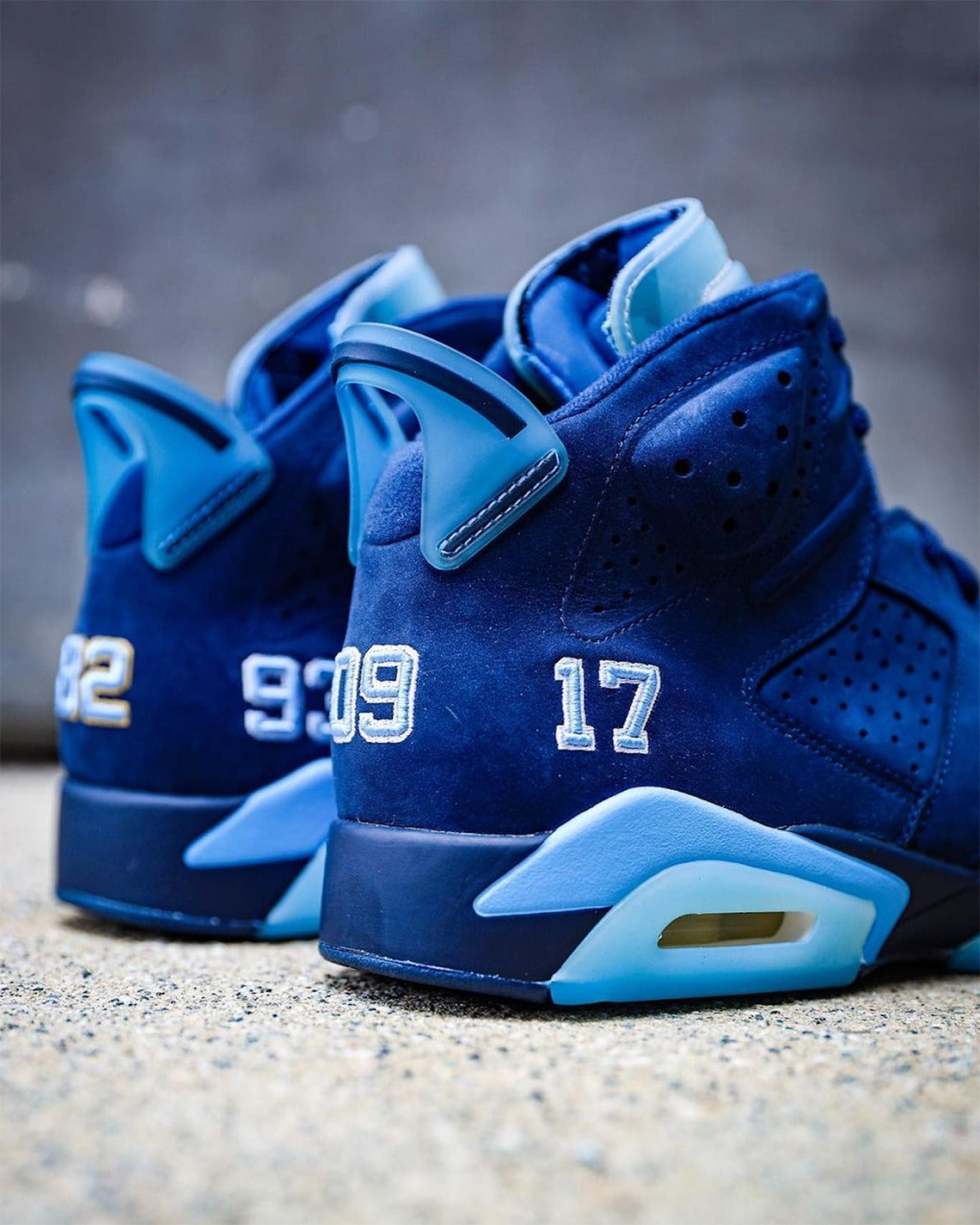 Air Jordan 6 UNC Tar Heels Six Championships PE