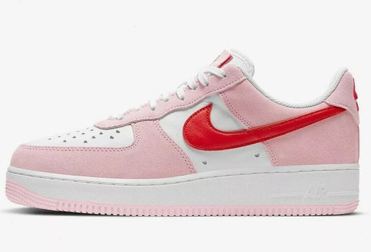 Air Force 1 '07 QS Valentine's Day DD3384-600