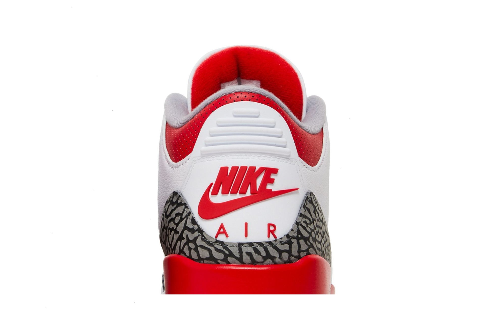 Air Jordan 3 Retro 'Fire Red' 2022