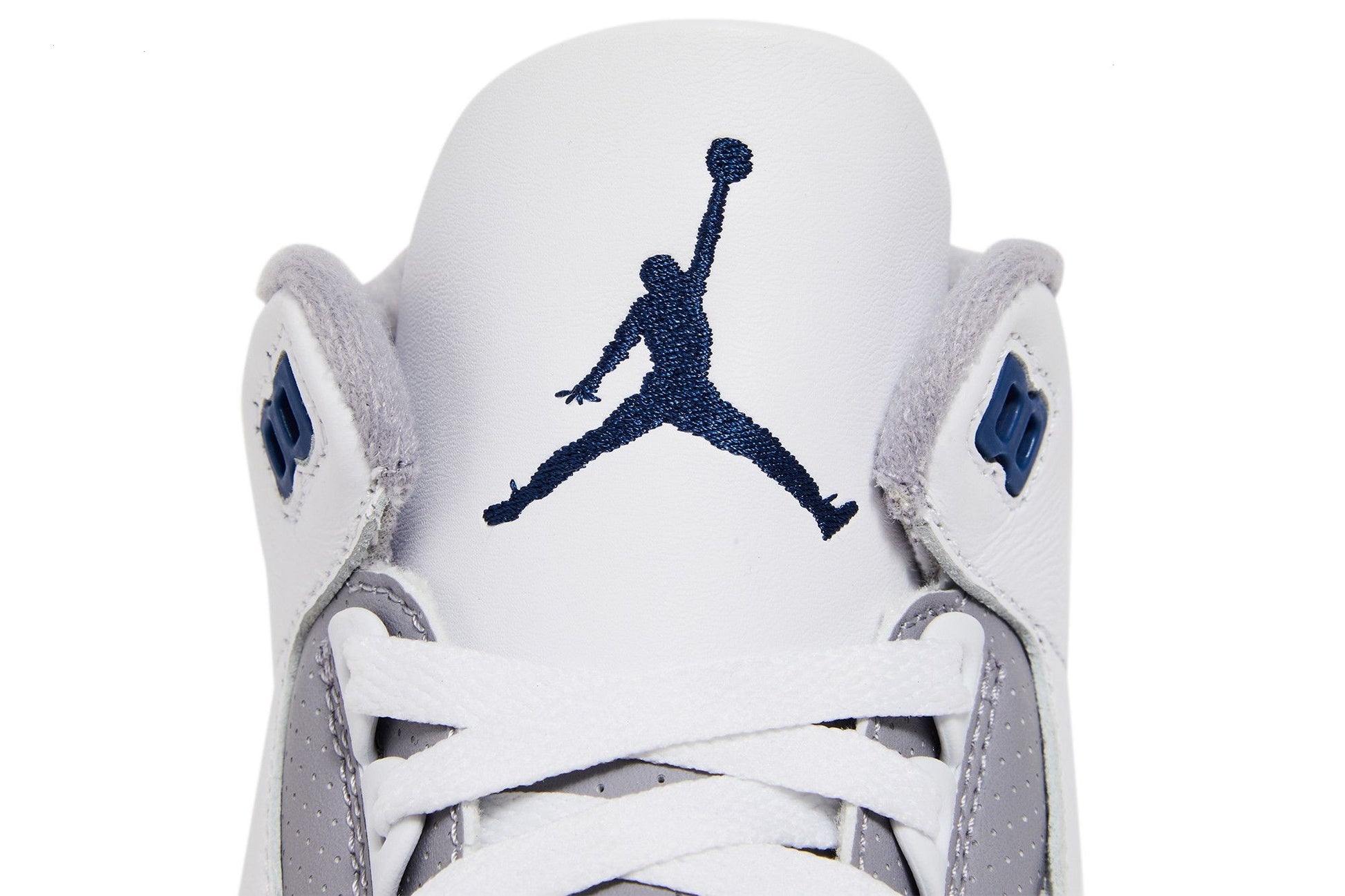 Air Jordan 3 Retro 'Midnight Navy'