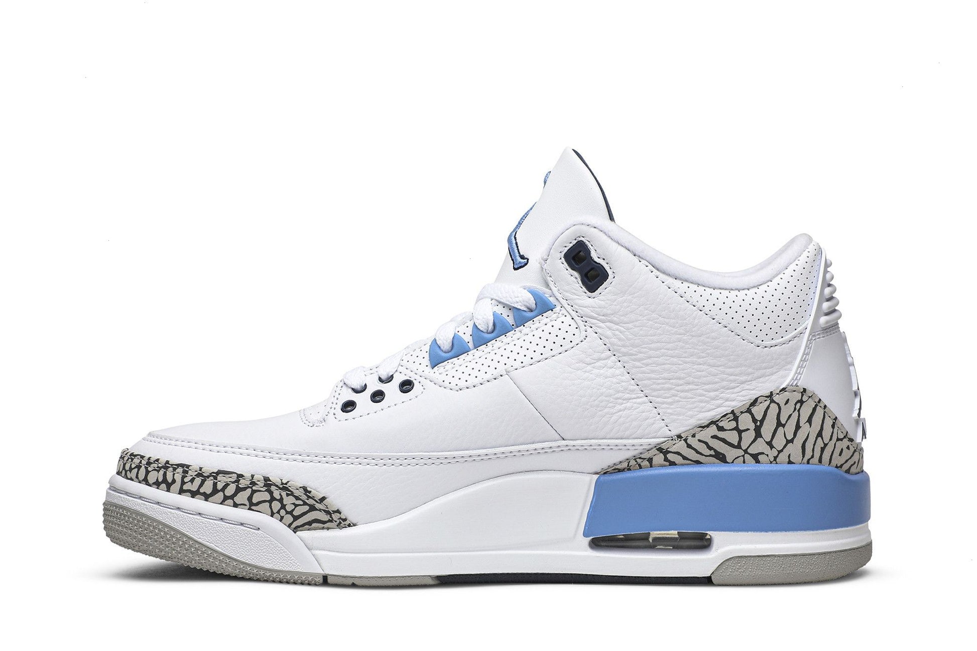 Air Jordan 3 Retro 'UNC'