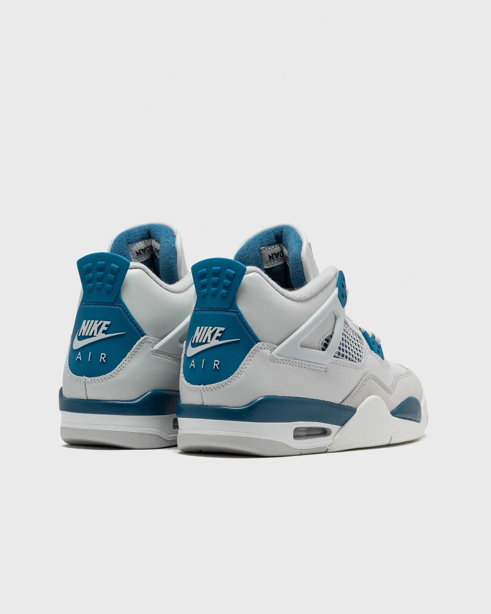 Air Jordan 4 Retro 2024 Military Blue