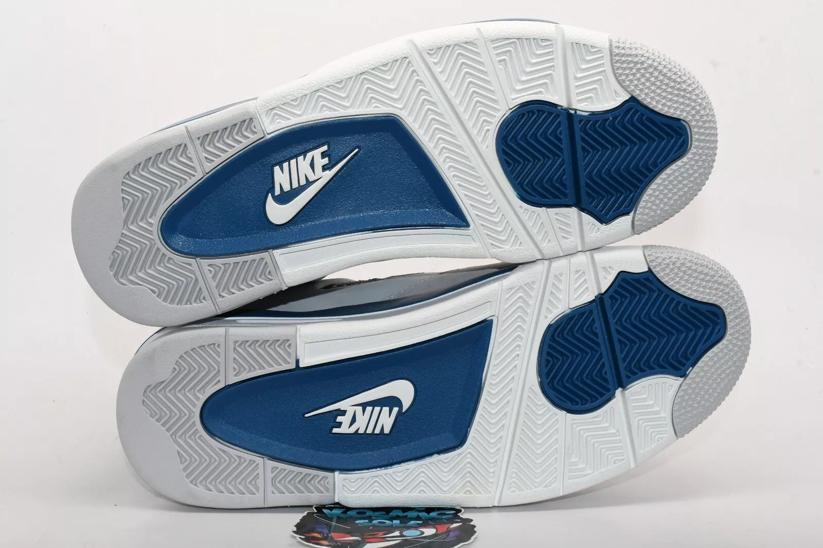 Air Jordan 4 Retro 2024 Military Blue