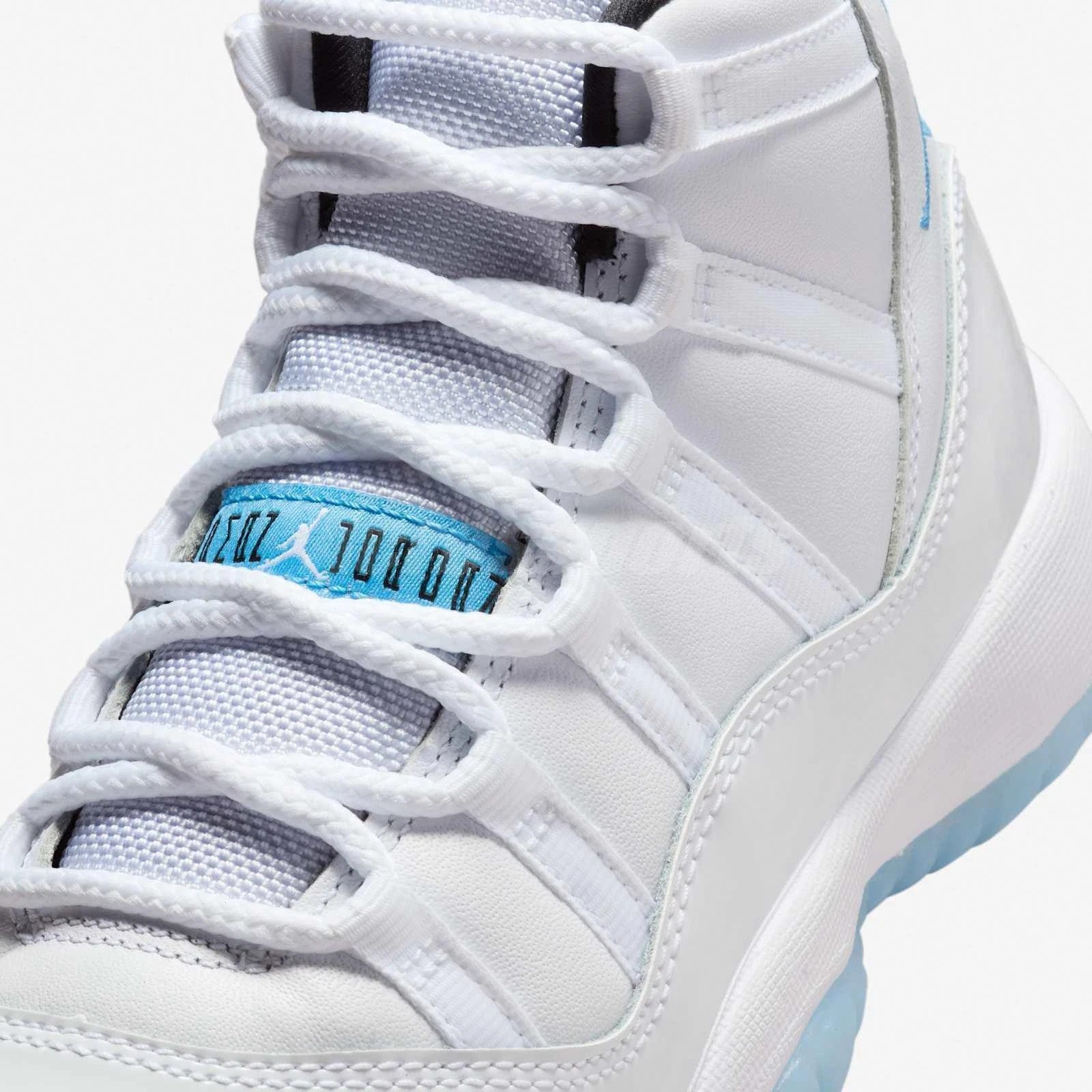 Jordan 11 Retro Legend Blue (2024)